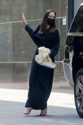 Angelina Jolie - Leaves an Office Building in Beverly Hills 08/23/2021