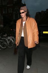 Bella Hadid - Out in London 08/17/2021