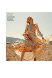 Eva Herzigova - ELLE France 08/27/2021 Issue