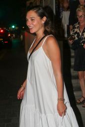 Gal Gadot Night Out in Rotchild Street - Cantina Restaurant in Tel Aviv 08/22/2021
