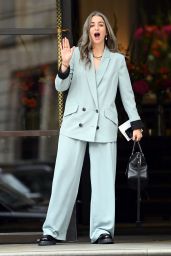 Harriet Rose - Arriving at a Central London Hotel 08/26/2021