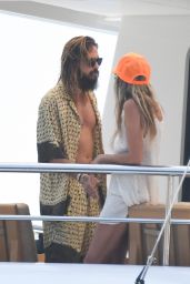 Heidi Klum and Leni Klum on a Luxury Yacht in Capri 07/31/2021