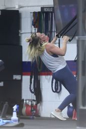 Hilary Duff in Gym Ready Outfit - Los Angeles 08/06/2021
