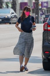 Jennifer Garner - Out in Los Angeles 08/23/2021