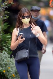 Jennifer Garner - Out in New York City 08/16/2021