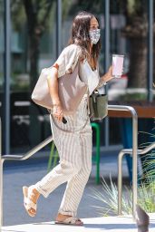 Jessica Alba at Starbucks in Playa Vista 08/09/2021