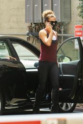 Kate Beckinsale - Out in Beverly Hills 08/17/2021