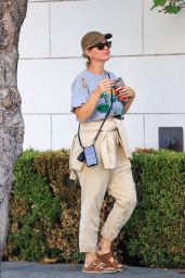 Katy Perry in Casual Outfit - West Hollywood 08/24/2021