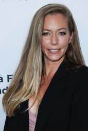 Kendra Wilkinson - Harold and Carole Pump Foundation Gala in Beverly Hills 08/20/2021