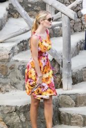 Kitty Spencer - Out in Positano 08/02/2021