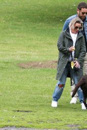 Lisa Armstrong With New Boyfriend - West London 08/08/2021