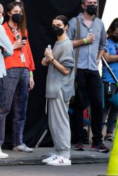 Rachel Weisz - Filming "Dead Ringers" in NYC 08/06/2021