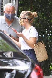Reese Witherspoon - Bel Air Hotel in LA 08/21/2021
