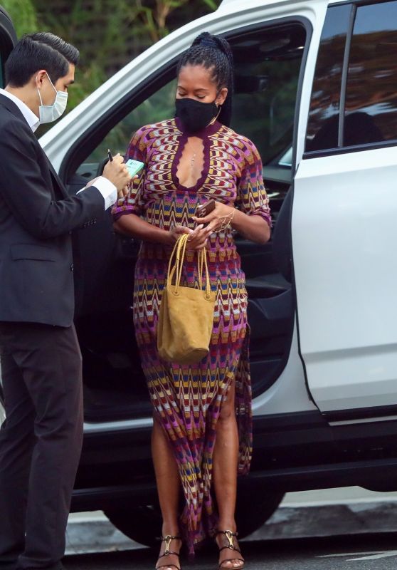 Regina King in a Long Patterned Dress and Strappy Heels - LA 08/24/2021
