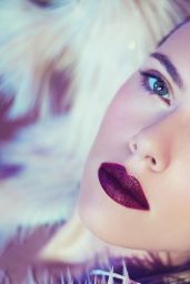 Scarlett Johansson - Photoshoot for Vogue Mexico 2013