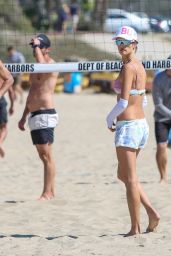Alessandra Ambrosio - Plays Volleyball on Santa Monica Beach 09/18/2021