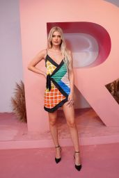 Alissa Violet – REVOLVE Gallery Private Event at Hudson Yards in NYC 09/09/2021