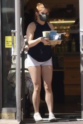 Ariel Winter in a Pair of Tiny White Yoga Shorts 09/04/2021