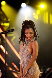 Chloe Bailey and Halle Bailey - 2021 Global Citizen Live: Los Angeles 09/25/2021