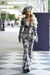 Christine Quinn Wears Newsprint Outfit - New York 09/07/2021
