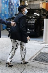 Demi Lovato - Outside "Live with Kelly & Ryan" in NYC 09/30/2021