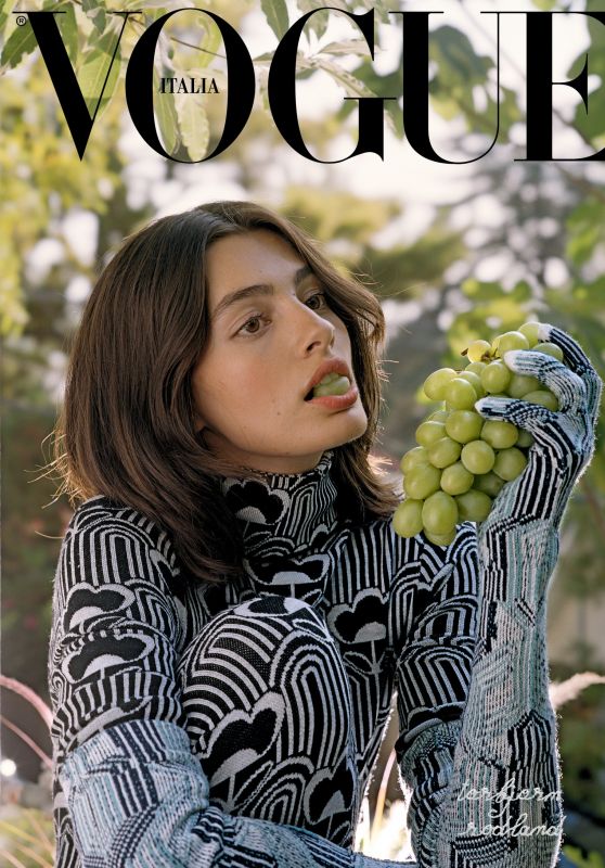 Diana Silvers - Vogue Magazine Italy September 2021