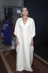 Elizabeth Olsen – Emmy Awards 2021