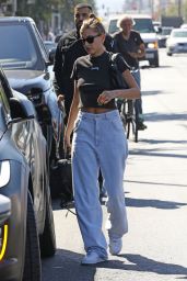 Hailey Rhode Bieber - Arriving at an Acting Studio in Los Angeles 09/03/2021