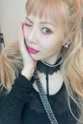 HyunA - Live Stream Video and Photos 09/12/2021