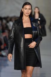 Irina Shayk Walks Max Mara Ready to Wear Spring/Summer 2022 Fashion Show in Milan 09/23/2021