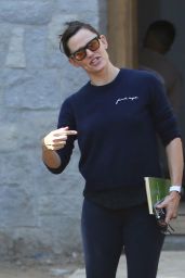 Jennifer Garner at the Construction Site of her Future Home in Brentwood 09/22/2021