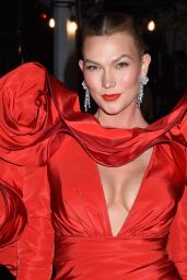 Karlie Kloss – Celebrities Departing The Mark Hotel in NYC for the 2021 Met Gala