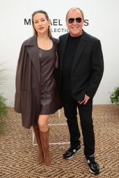 Kate Hudson – Michael Kors Fashion Show in NYC 09/10/2021