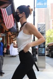 Kendall Jenner Leaves Michael Kors Show in NYC 09/10/2021