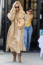 Khloe Kardashian - Filming New Reality Show for Hulu in Malibu 09/28/2021