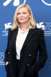 Kirsten Dunst - "The Power Of The Dog" Photocall at the 78th Venice International Film Festival 09/02/2021