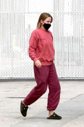 Kristen Bell in Casual Outfit - Los Angeles 09/01/2021