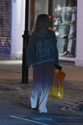 Lottie Moss - Shopping in London 09/02/2021