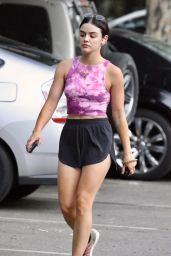 Lucy Hale - Hiking in Studio City 09/21/2021
