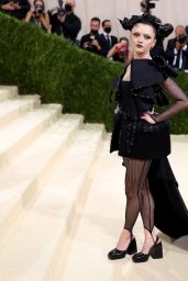 Maisie Williams – 2021 Met Gala