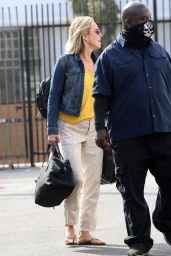 Melora Hardin - Arriving at the DWTS Rehearsal Studio in LA 09/29/2021