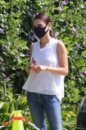 Mila Kunis - Out in Los Angeles 09/21/2021