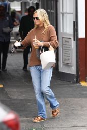 Molly Sims in Casual Outfit 09/26/2021