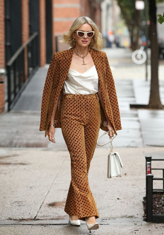 Naomi Watts - Out in NY 09/09/2021