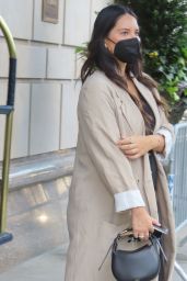 Olivia Munn - Out in New York 09/10/2021