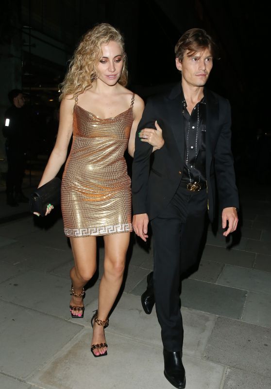 Pixie Lott With Oliver Cheshire after The GQ AfterParty in London 09/02/2021