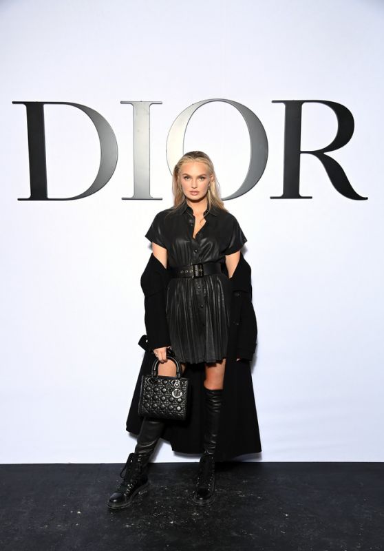 Romee Strijd – Dior Show at the Paris Fashion Week 09/28/2021
