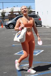 Sharna Burgess - Arriving for Practice at the DWTS Studio in LA 09/06/2021