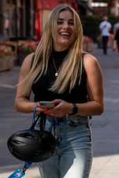 Sian Welby - Out in London 09/24/2021