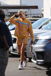 Amanda Kloots - Out in Los Angeles 10/05/2021
